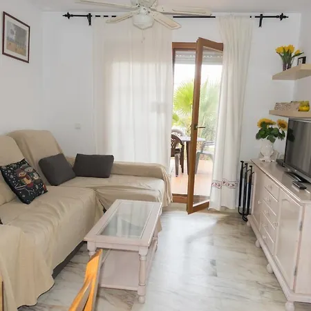 Apartment Apartamento Pink Mariposas Chiclana de la Frontera